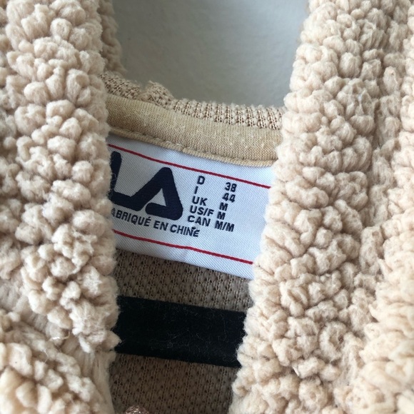 FILA x UO Camel Teddy Bear Cropped Hoodie - Picture 9 of 11